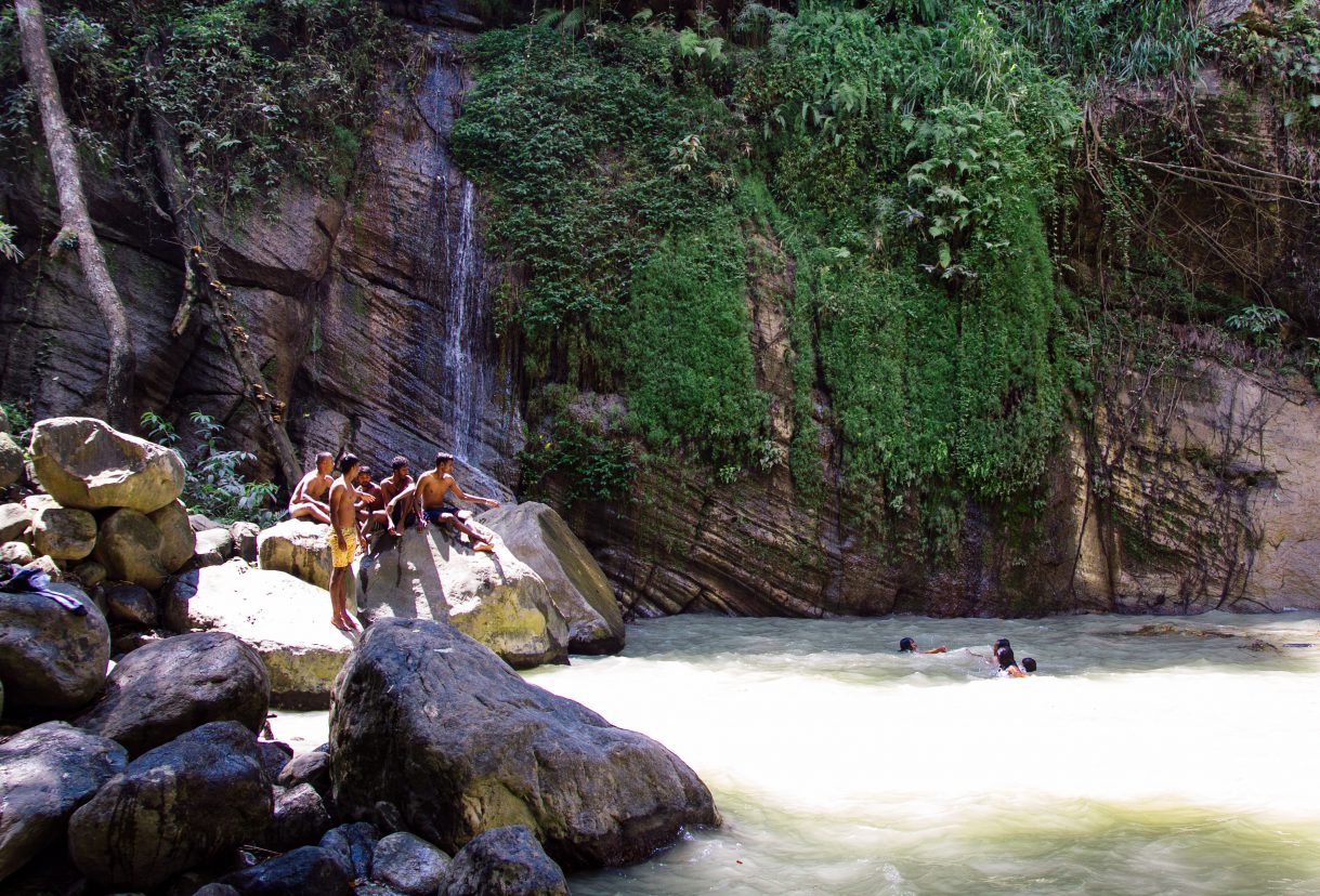 Chasing Waterfalls in Sri Lanka, Exploring Wellawaya Swimming Spots
